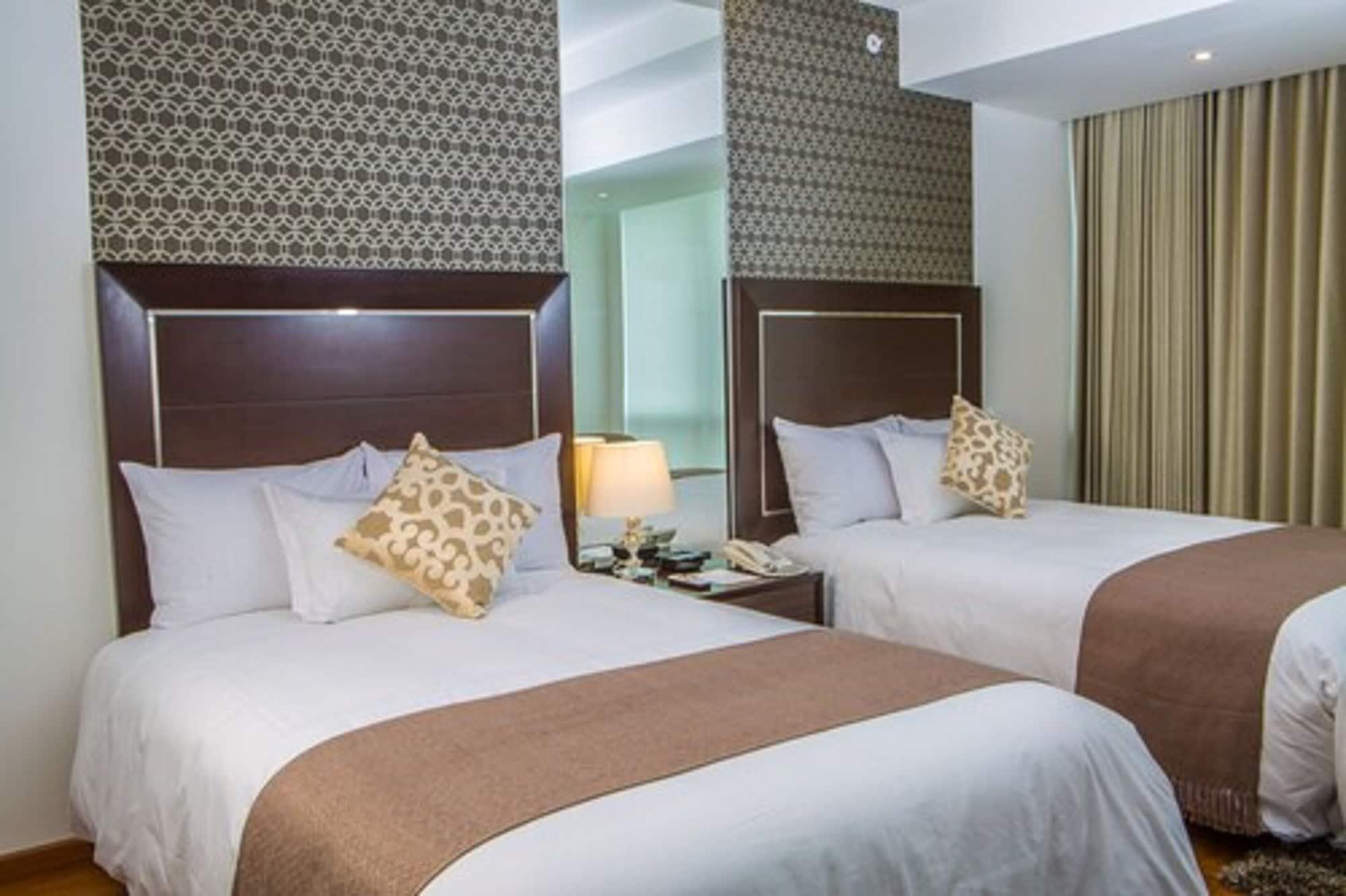 Jose Antonio Deluxe Hotel Lima Luaran gambar