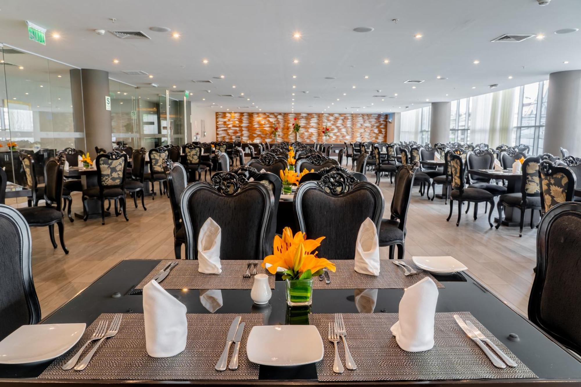 Jose Antonio Deluxe Hotel Lima Luaran gambar