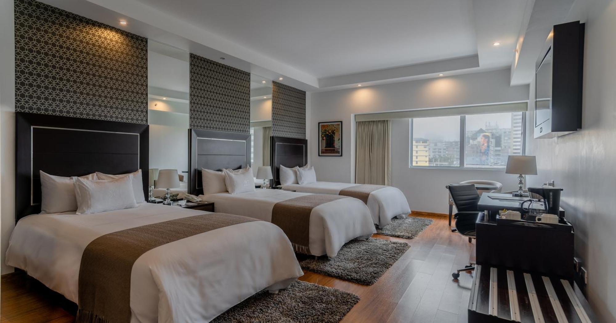Jose Antonio Deluxe Hotel Lima Luaran gambar