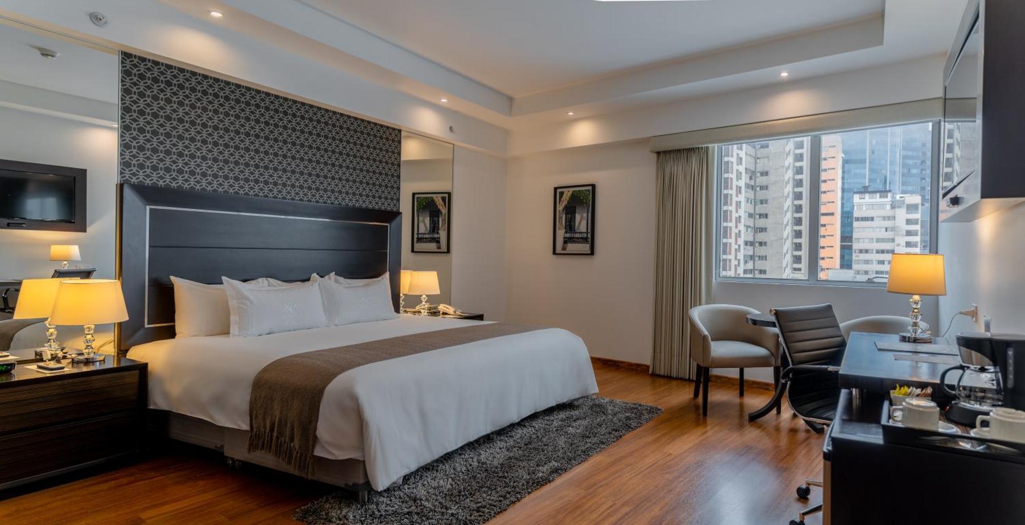 Jose Antonio Deluxe Hotel Lima Luaran gambar