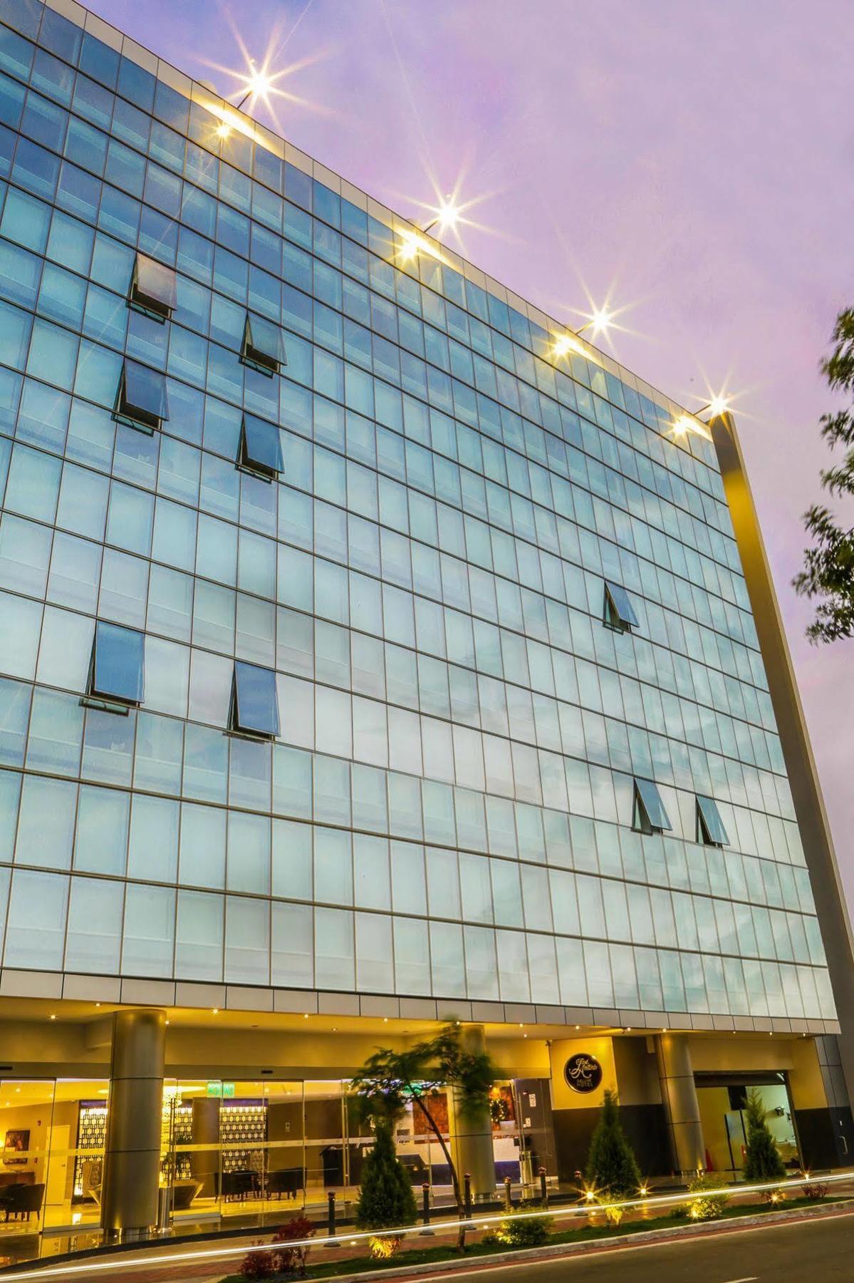 Jose Antonio Deluxe Hotel Lima Luaran gambar
